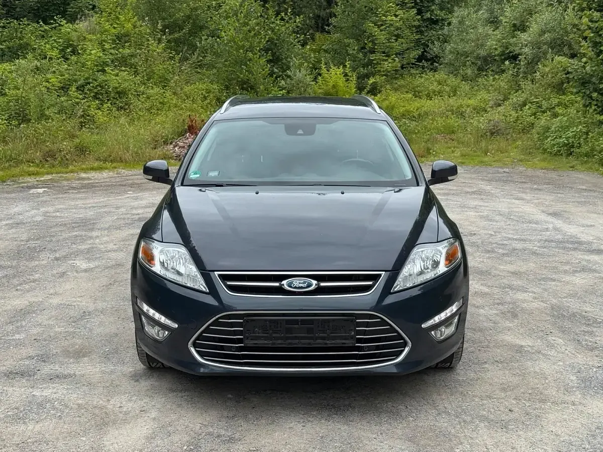 Gebraucht Ford Mondeo 160 PS (117 kW) 2015 Grau Kombi