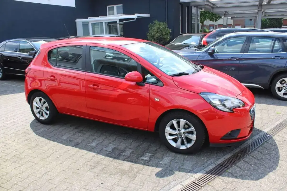 Gebraucht Opel Corsa 90 PS (66 kW) 2018 Pull me over red Kleinwagen