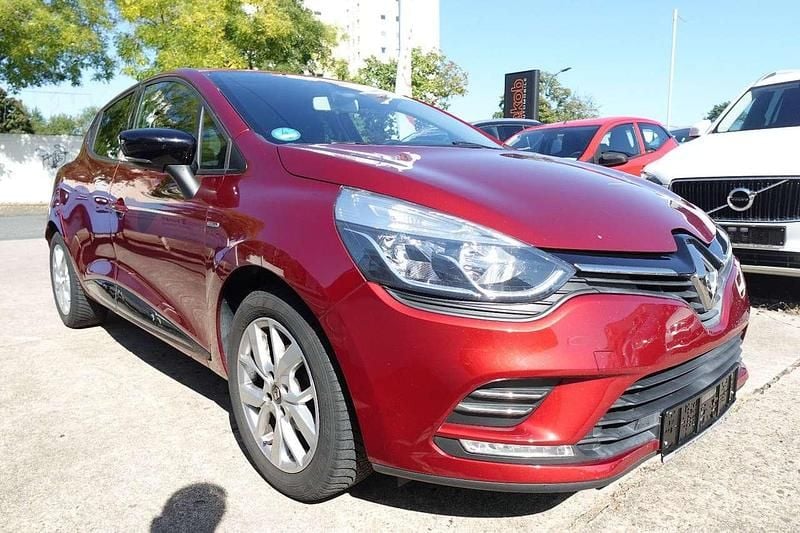 Intense rot Gebraucht 2019 Renault Clio IV LIMITED Deluxe Limousine | 10.990 € (Fairer Preis) - Bild 1/4