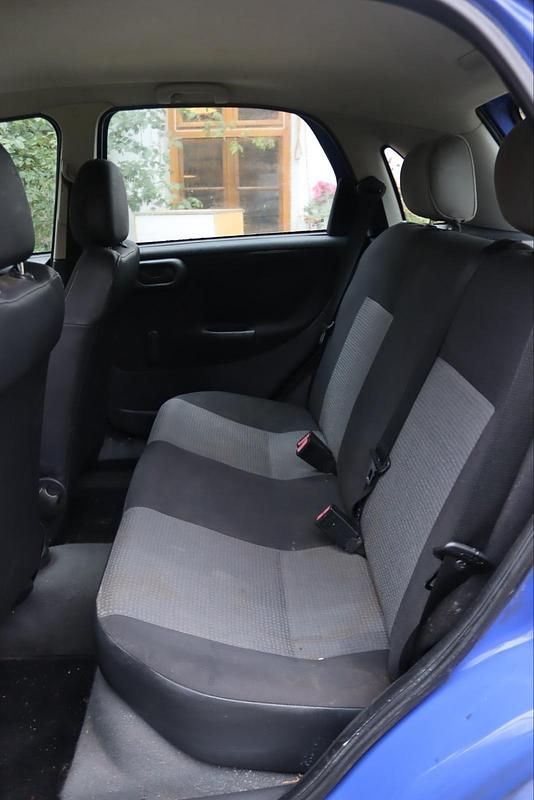 Gebraucht Opel Corsa 61 PS (44 kW) 2005 Blau Kleinwagen