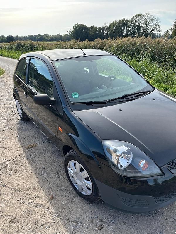 Gebraucht Ford Fiesta 60 PS (44 kW) 2006 Schwarz Kleinwagen