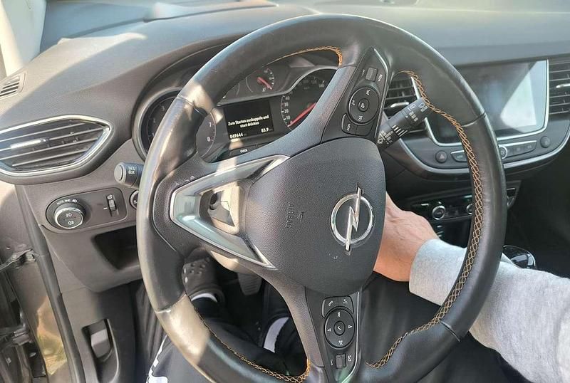 Gebraucht Opel Crossland X Ultimate 131 PS (96 kW) 2019 Grau SUV