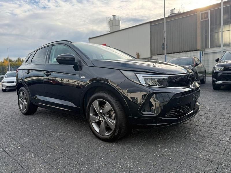 Schwarz Gebraucht 2024 Opel Grandland X GS Line SUV | 20.870 € (Superpreis) - Bild 1/4