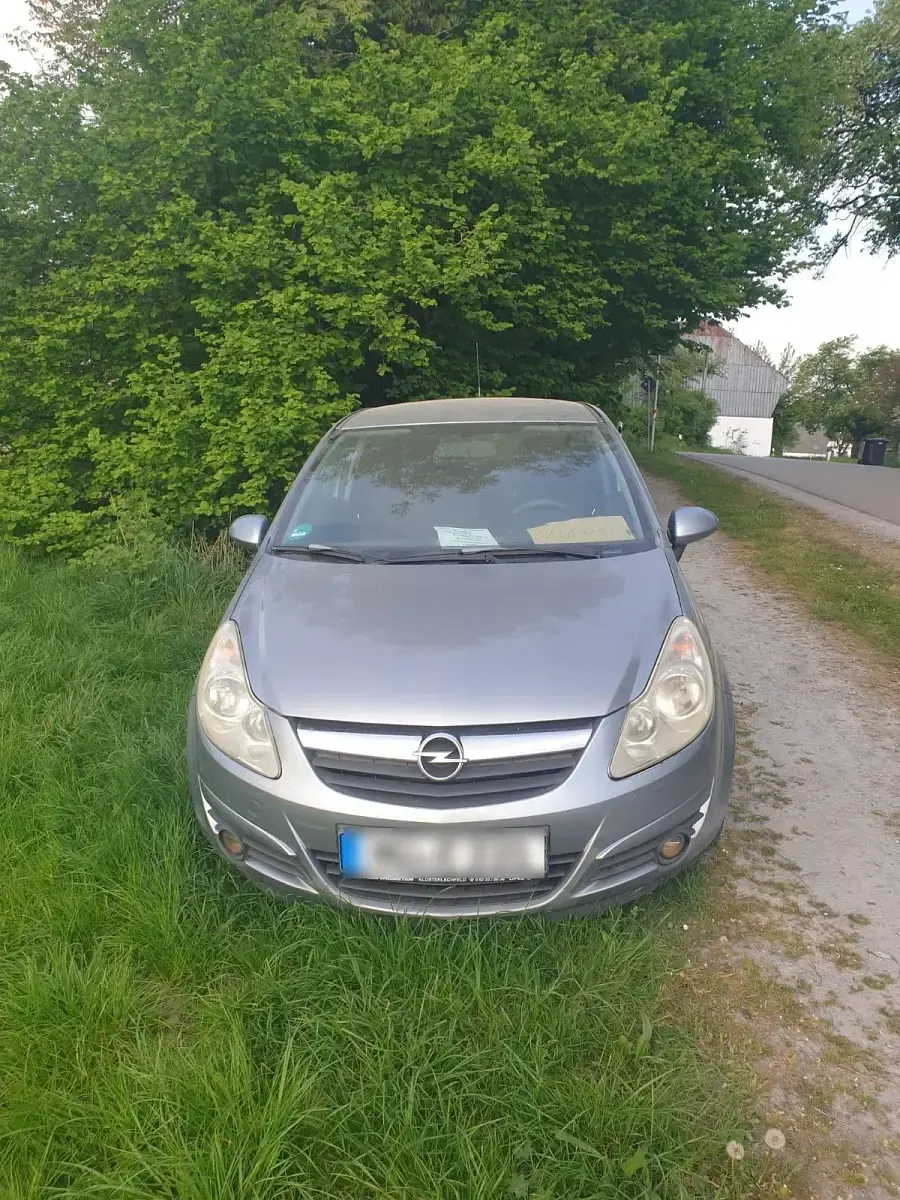 Używany Opel Corsa 75 KM (55 kW) 2007 Szary Hatchback