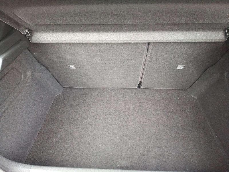 Gebraucht Opel Corsa 101 PS (74 kW) 2024 Karbon schwarz Kleinwagen