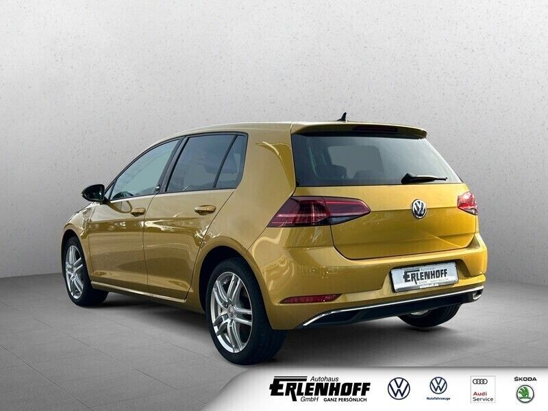 Gebraucht VW Golf VII Sound 110 PS (80 kW) 2017 Gelb Limousine