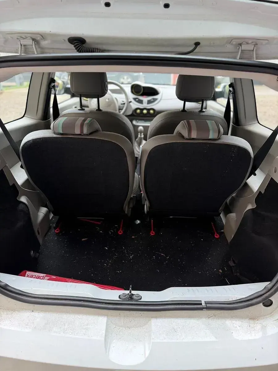 Gebraucht Renault Twingo 102 PS (75 kW) 2012 Kleinwagen