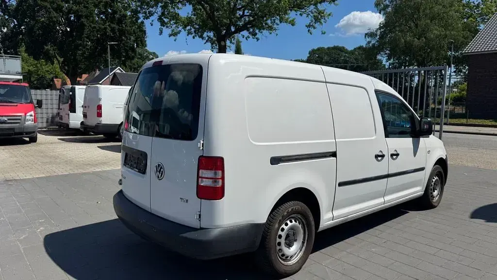 Gebraucht VW Caddy 102 PS (75 kW) 2015 Weiß Van / Kleinbus