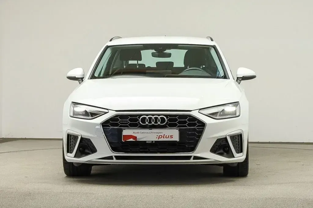 Gebraucht Audi A4 S-Line 204 PS (150 kW) 2023 Ibisweiß Kombi