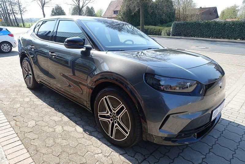Neu Ford Capri Premium 250 kW (340 PS) 2025 Gold SUV