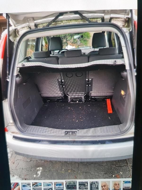 Gebraucht Ford C-MAX 105 PS (77 kW) 2006 Silber Van / Kleinbus