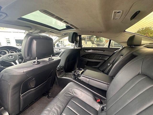 Gebraucht Mercedes CLS350 265 PS (194 kW) 2014 Obsidianschwarz  metalliclack Coupé