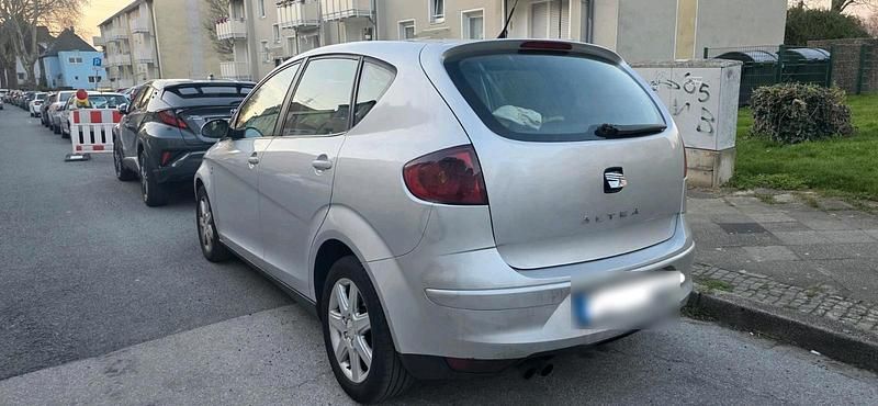Gebraucht Seat Altea 140 PS (102 kW) 2005 Silber Van / Kleinbus