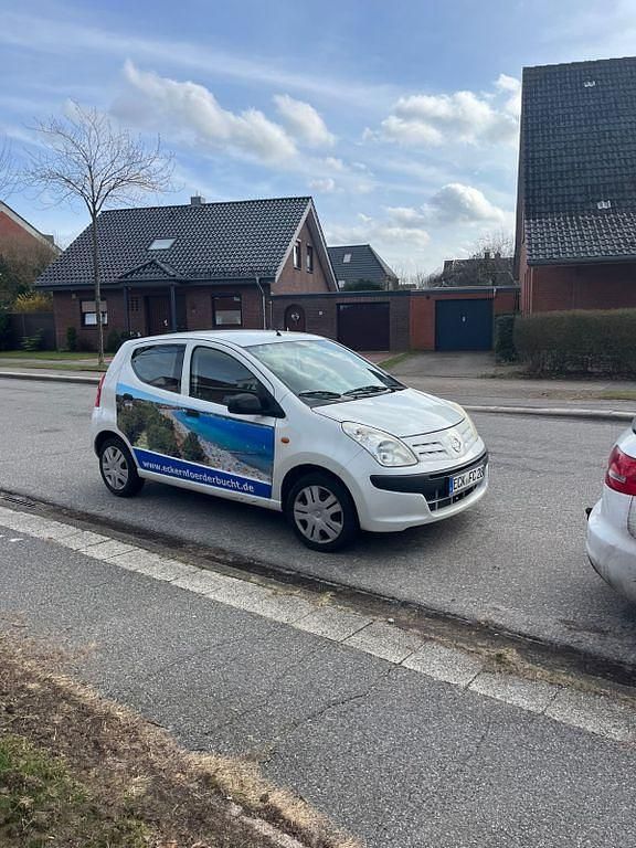 Gebraucht Nissan Pixo 68 PS (50 kW) 2011 Weiß Kleinwagen