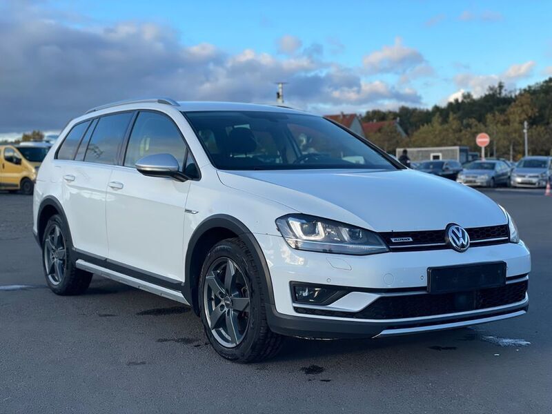 Gebraucht VW Golf Alltrack Basis 184 PS (135 kW) 2016 Weiß Kombi
