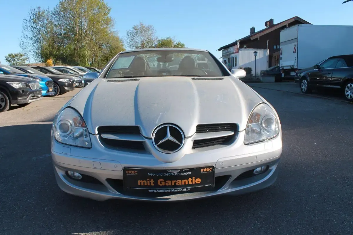 Gebraucht Mercedes SLK200 163 PS (119 kW) 2007 Silber Cabrio