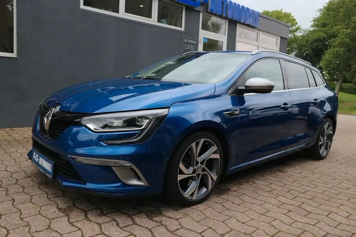 Gebraucht Renault Mégane IV GT 205 PS (150 kW) 2017 Blau Kombi