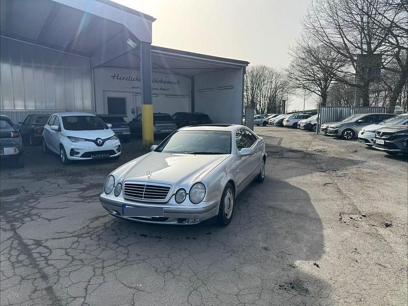 Gebraucht Mercedes CLK230 Elegance 193 PS (141 kW) 1997 Silber Coupé