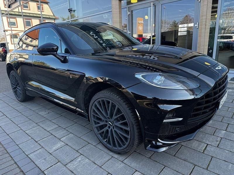 Gebraucht Aston Martin DBX 707 PS (519 kW) 2024 Schwarz SUV
