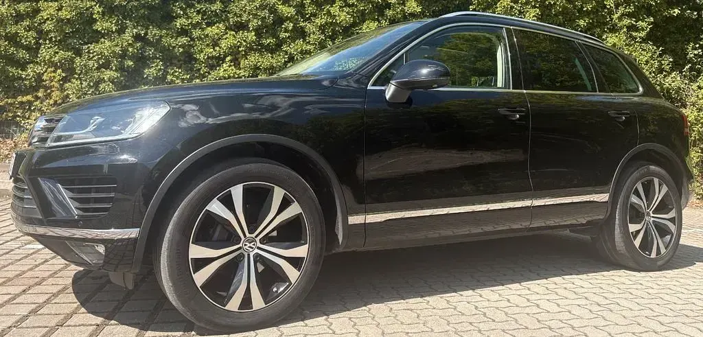 Używany VW Touareg 262 KM (192 kW) 2017 Czarny SUV