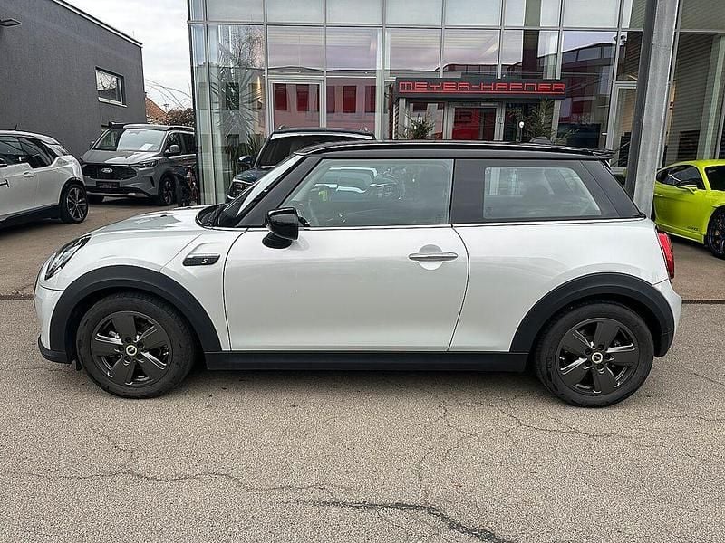 Gebraucht Mini Cooper SE 135 kW (184 PS) 2022 Silber Kleinwagen