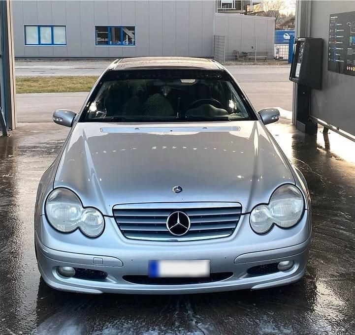 Gebraucht Mercedes C230 230 PS (169 kW) 2003 Silber Coupé