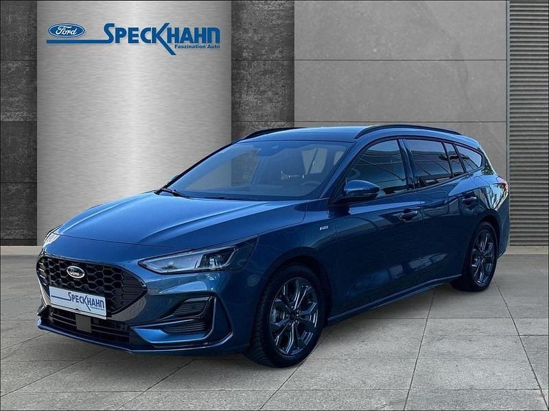 Blau Gebraucht 2024 Ford Focus ST-Line Kombi | 28.990 € (Etwas zu teuer) - Bild 1/4