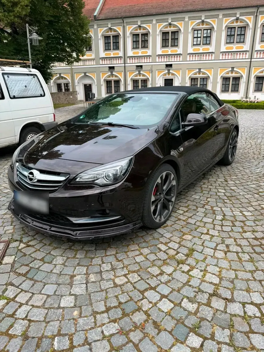 Gebraucht Opel Cascada 170 PS (125 kW) 2014 Braun Cabrio
