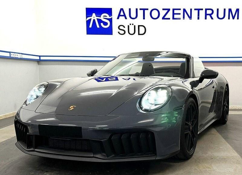 Gebraucht Porsche 911 Chrono 541 PS (397 kW) 2025 Grau Cabrio