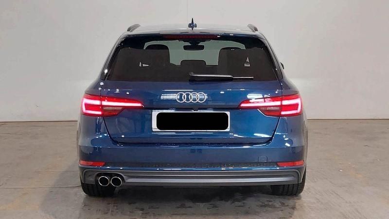 Gebraucht Audi A4 S-Line 218 PS (160 kW) 2016 Blau Kombi