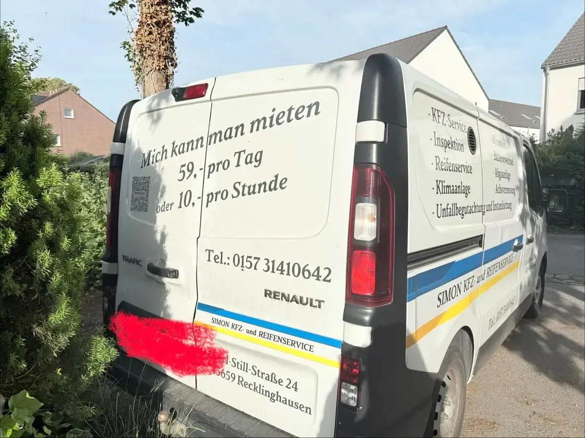 Gebraucht Renault Trafic 120 PS (88 kW) 2016 Weiß Van / Kleinbus