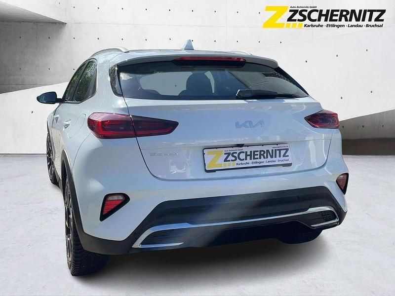 Second-hand Kia XCeed Vision 140 CP (102 kW) 2025 Alb SUV