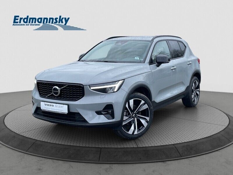 Vapour grey (grau) Gebraucht 2024 Volvo XC40 Ultra SUV | 38.940 € (Fairer Preis) - Bild 1/4