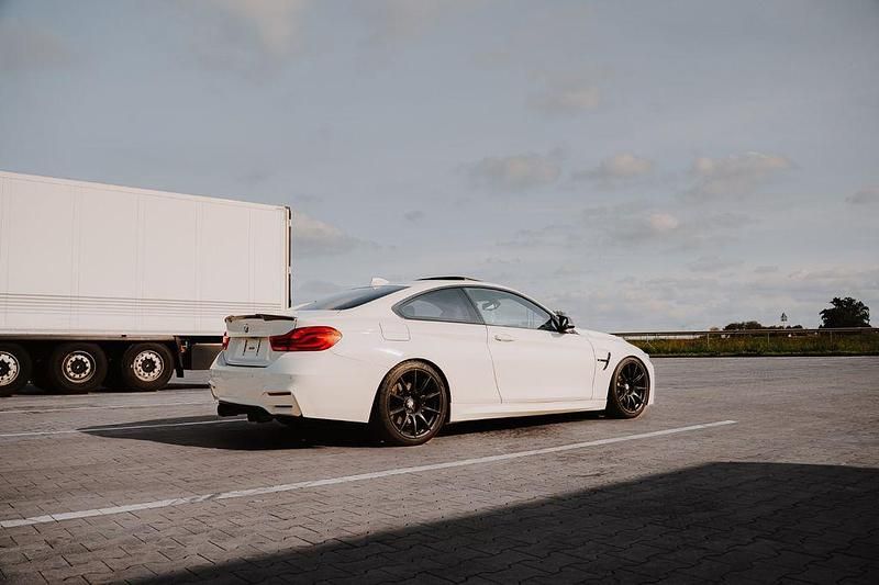 Weiß Gebraucht 2015 BMW 435 M Sport Coupé | 17.500 € (Superpreis) - Bild 1/4