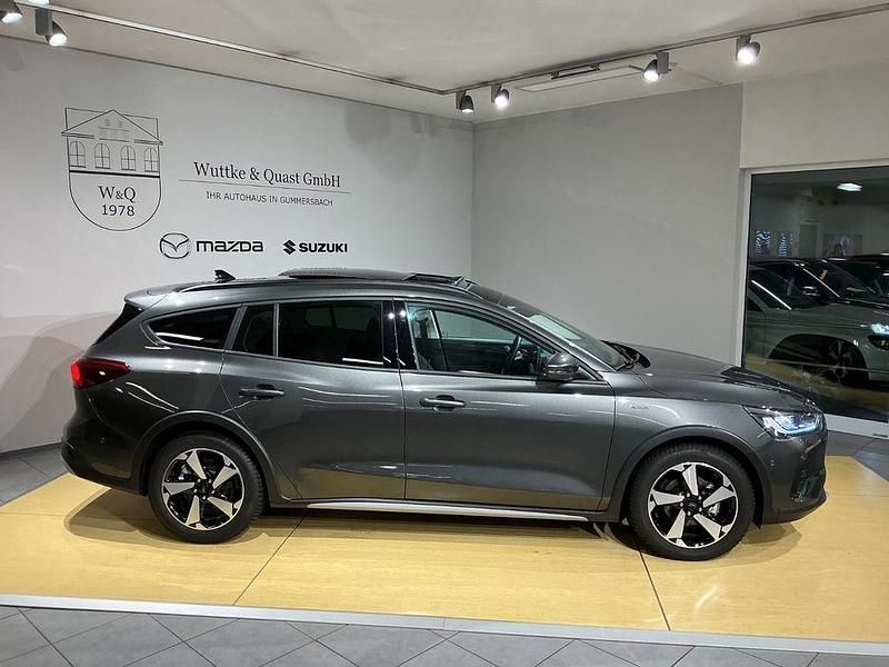 Gebraucht Ford Focus Active X 155 PS (114 kW) 2025 Grau Limousine