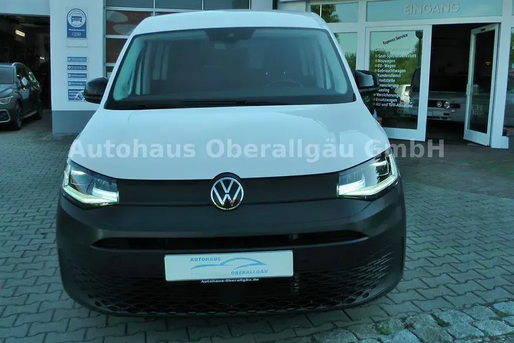 Gebraucht VW Caddy 122 PS (89 kW) 2022 Weiß Van / Kleinbus