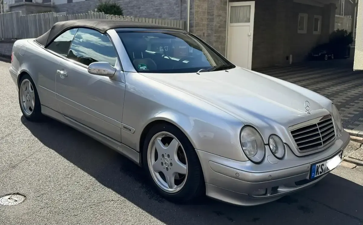 Gebraucht Mercedes CLK320 Elegance 218 PS (160 kW) 1999 Silber Cabrio