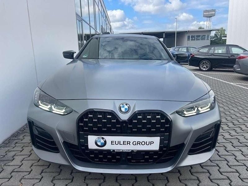 Gebraucht BMW 440 374 PS (275 kW) 2024 Frozen pure grey ii metallic Coupé