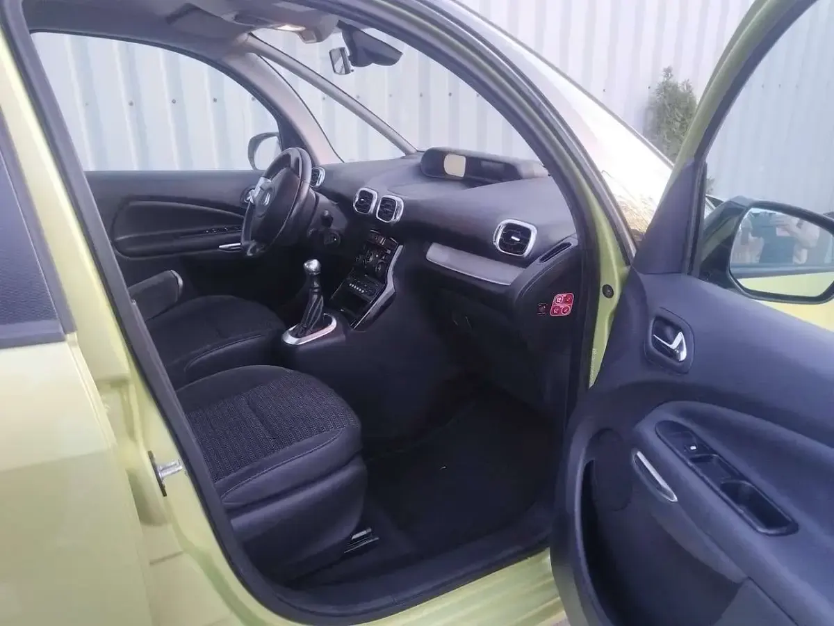Gebraucht Citroën C3 Picasso Exclusive 109 PS (80 kW) 2009 Grün Van / Kleinbus