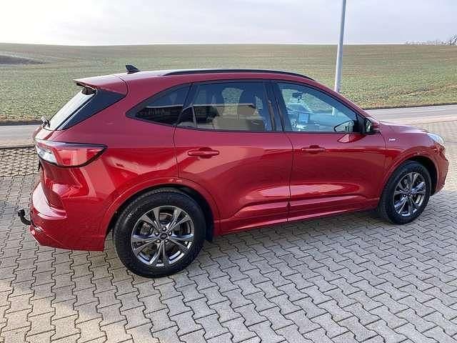 Gebraucht Ford Kuga ST-Line 150 PS (110 kW) 2020 Lucidrot metallic SUV