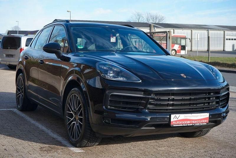Gebraucht Porsche Cayenne S 441 PS (324 kW) 2018 Schwarz SUV