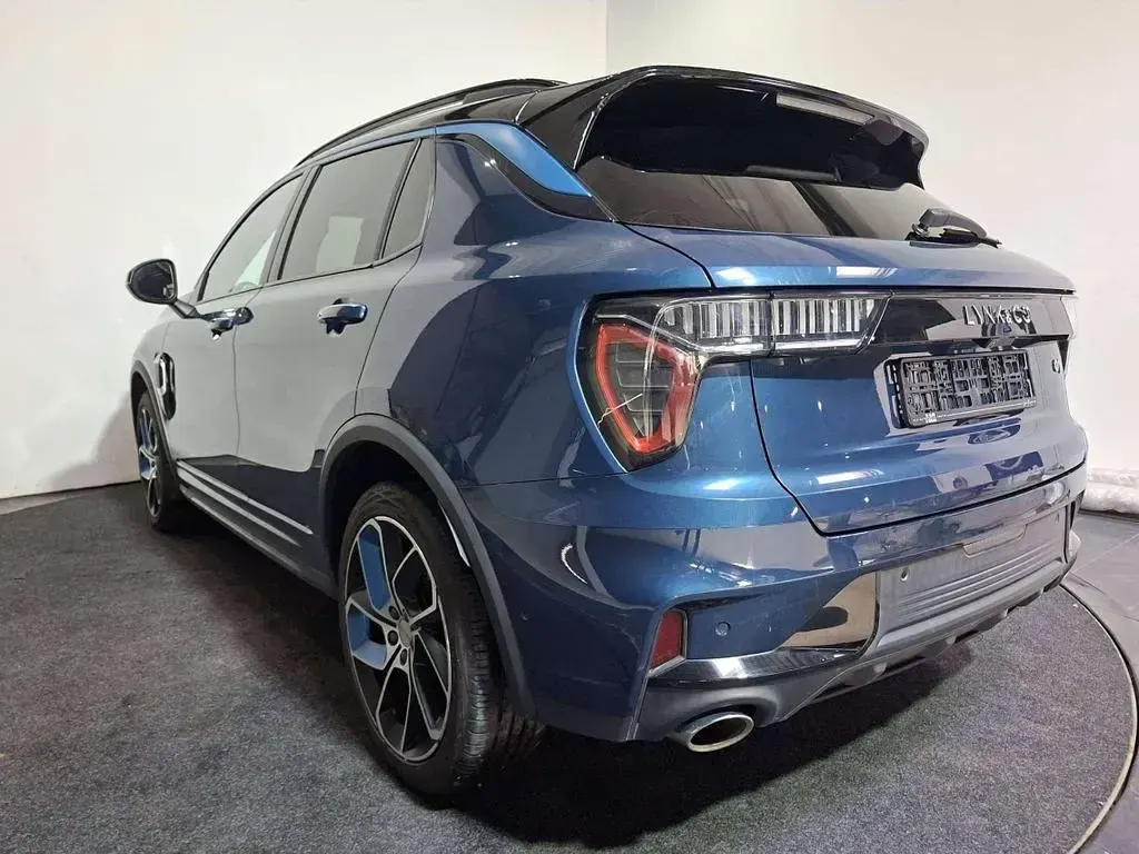 Gebraucht Lynk & Co 01 179 PS (131 kW) 2022 Blau SUV