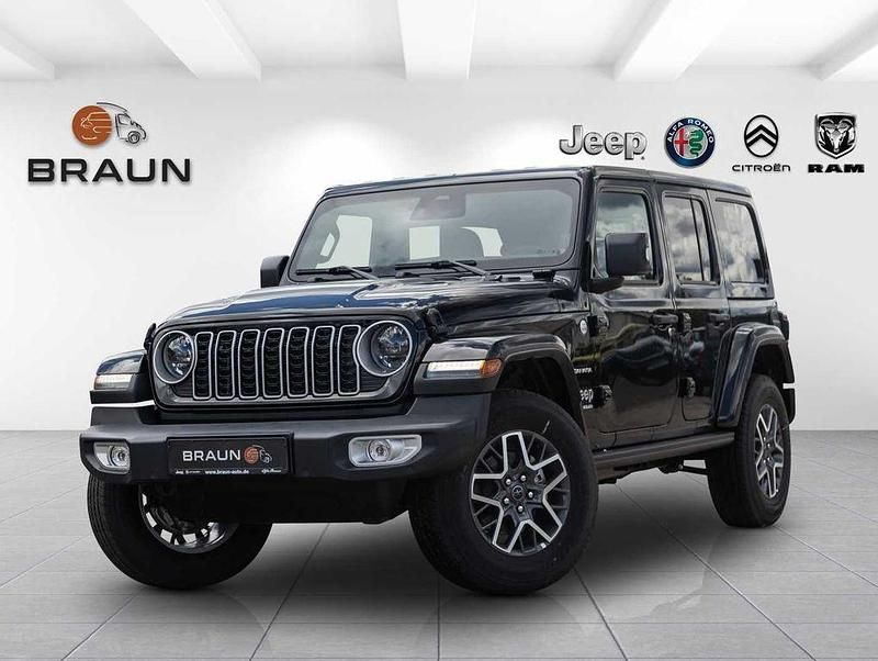 Neu Jeep Wrangler Sahara 272 PS (200 kW) 2025 Schwarz SUV