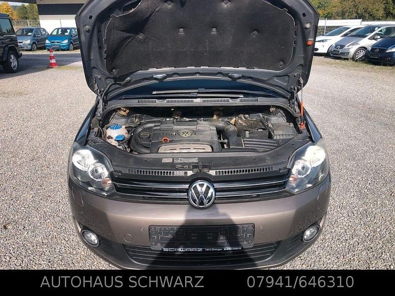 Gebraucht VW Golf Plus Comfortline 160 PS (117 kW) 2011 Braun Van / Kleinbus