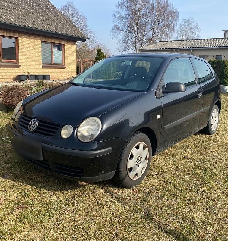 Gebraucht VW Polo 60 PS (44 kW) 2002 Schwarz Limousine