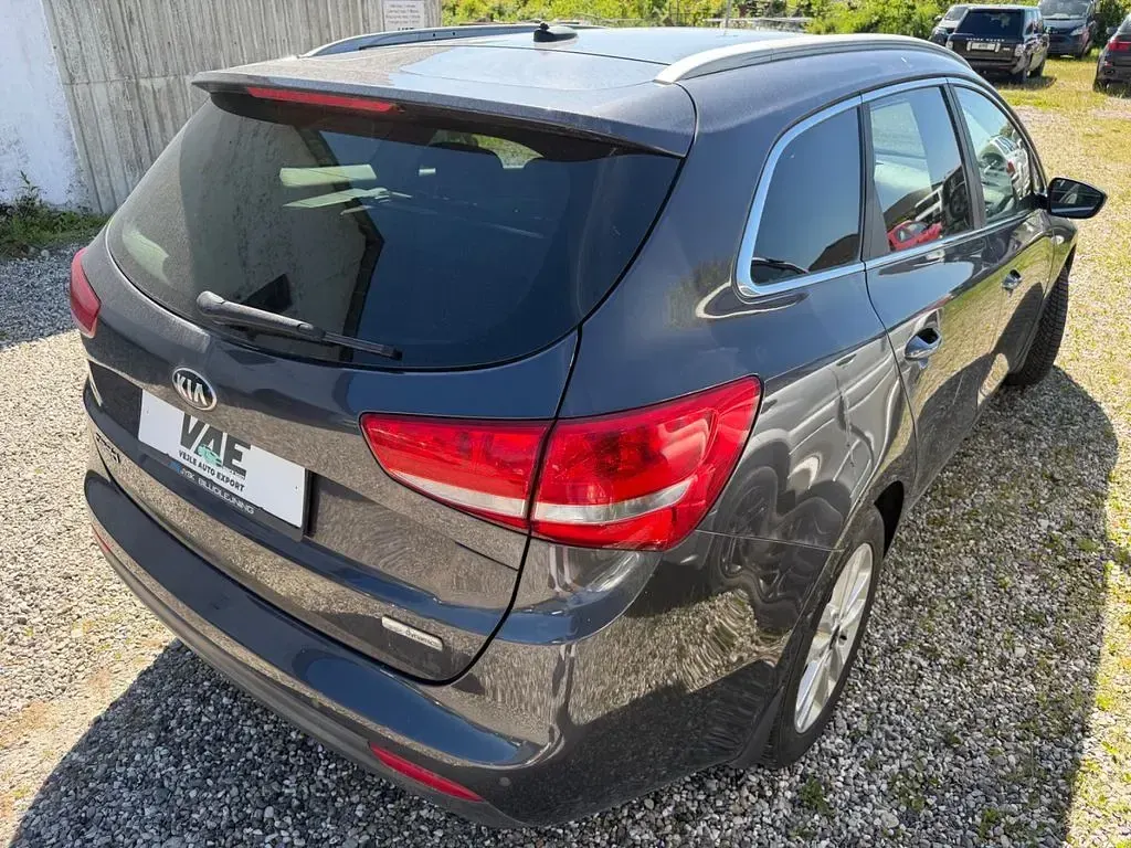 Gebraucht Kia Ceed 136 PS (100 kW) 2017 Schwarz Kleinwagen