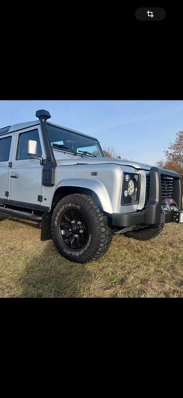 Gebraucht Land Rover Defender 122 PS (89 kW) 2012 Silber SUV