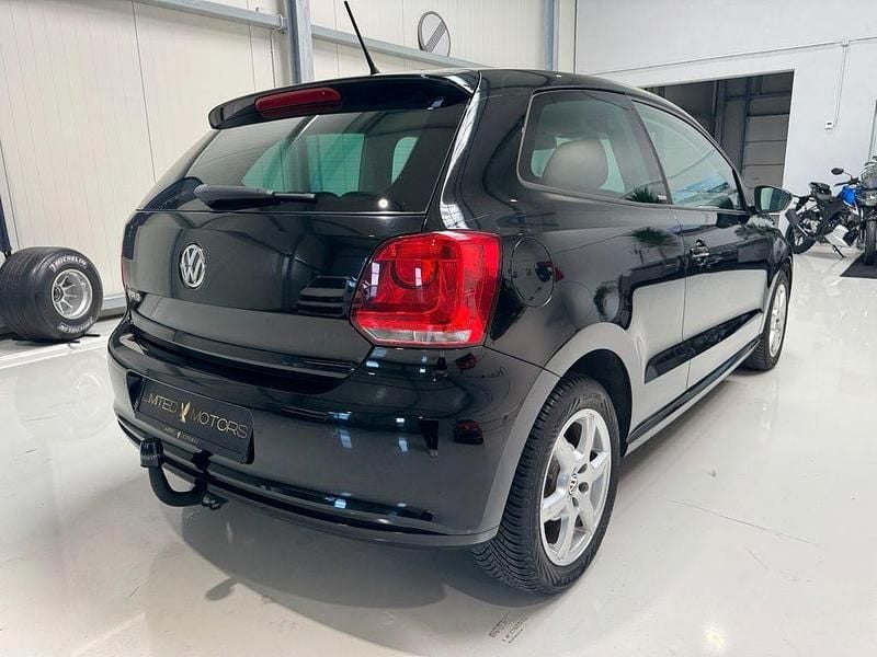 Gebraucht VW Polo Style 69 PS (50 kW) 2011 Ebenholzschwarz Kleinwagen