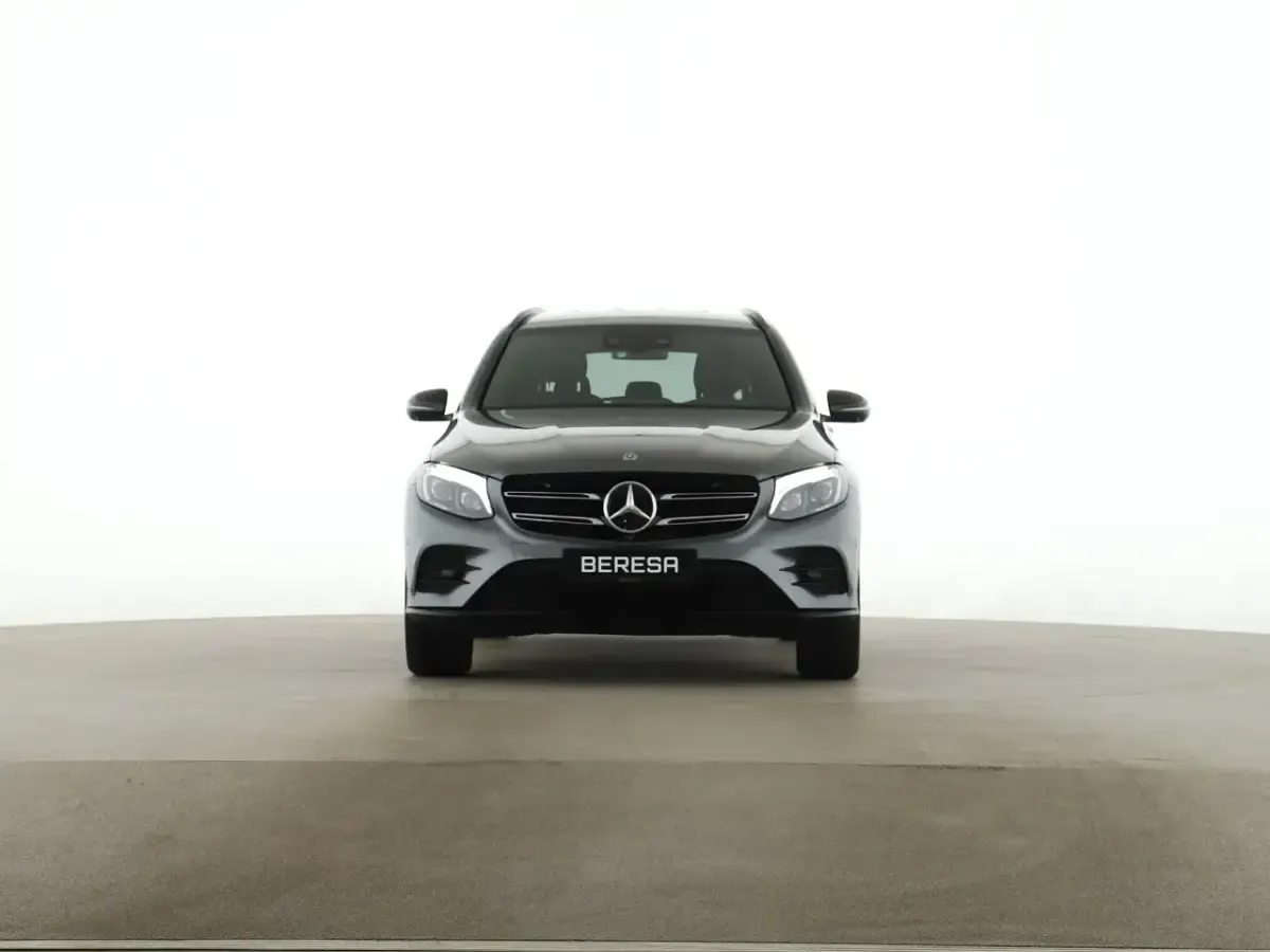 Gebraucht Mercedes GLC250 AMG 204 PS (150 kW) 2018 Grau SUV