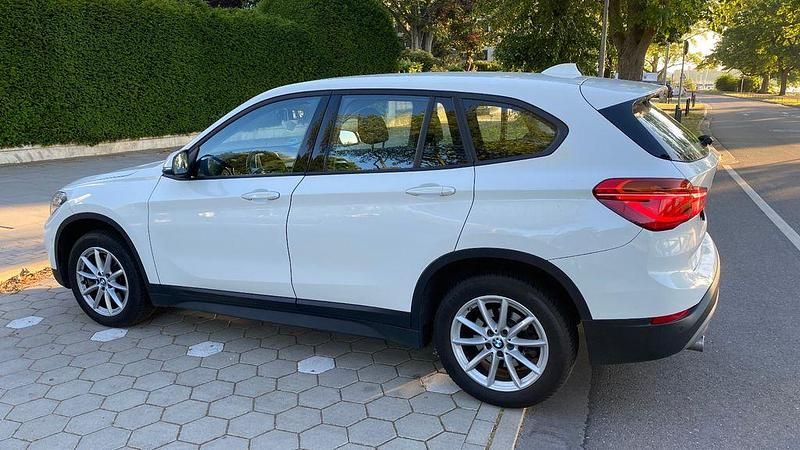 Używany BMW X1 xLine 231 KM (169 kW) 2016 Biały SUV